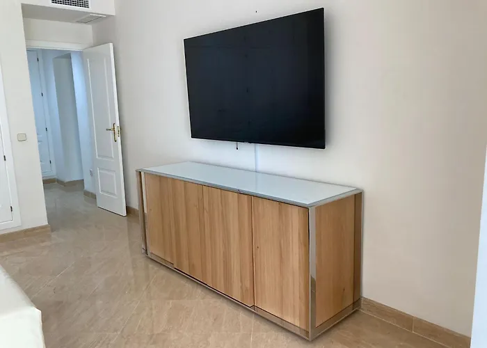 Daire F Up, Rio Real, Marbella