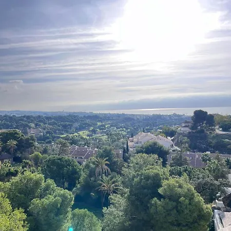 شقة F Up, Rio Real, ماربيا